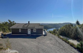 3 Bedroom Nice Home In Lyngdal